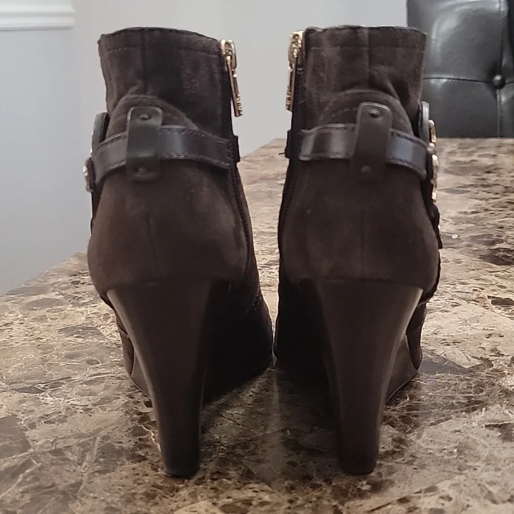 Tory Burch Women's Aaden Brown Suede Wedge Ankle Booties Size 7 M